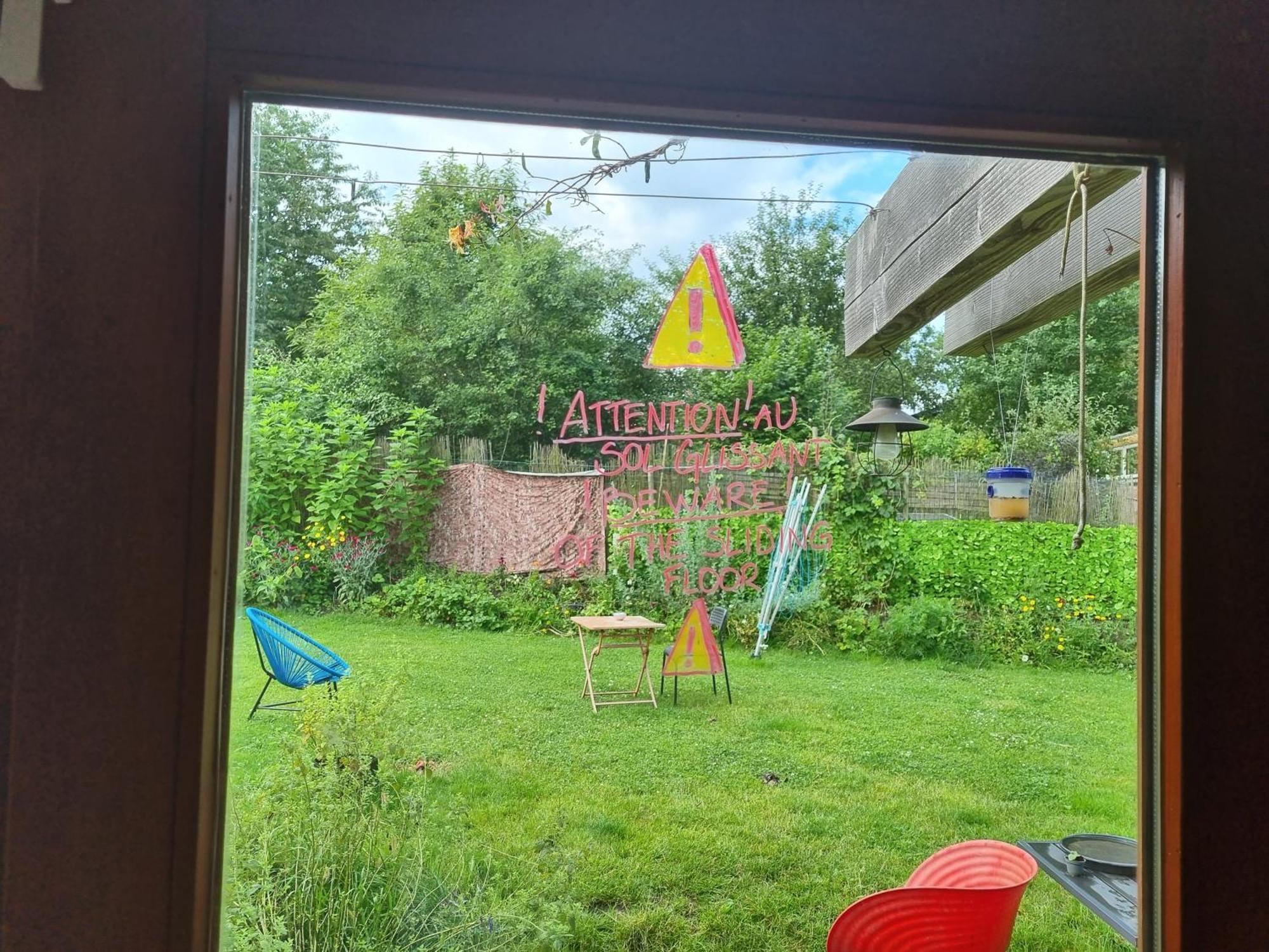 Gee Is Sharing Her Home Льеж Экстерьер фото